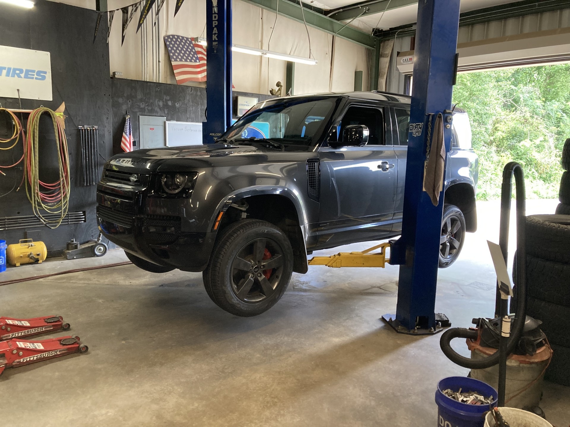 Range Rover tire service